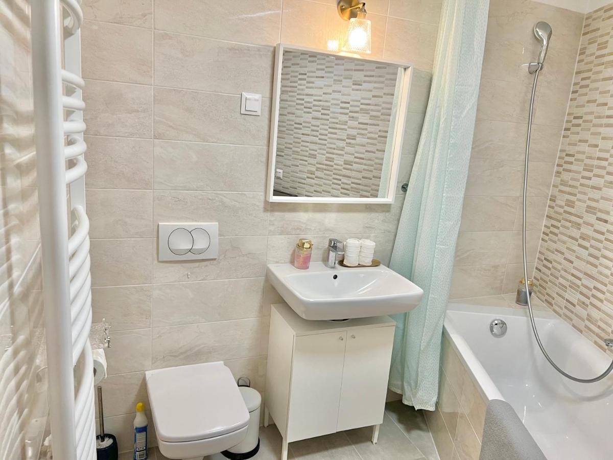 L&L Home Budapest Luaran gambar